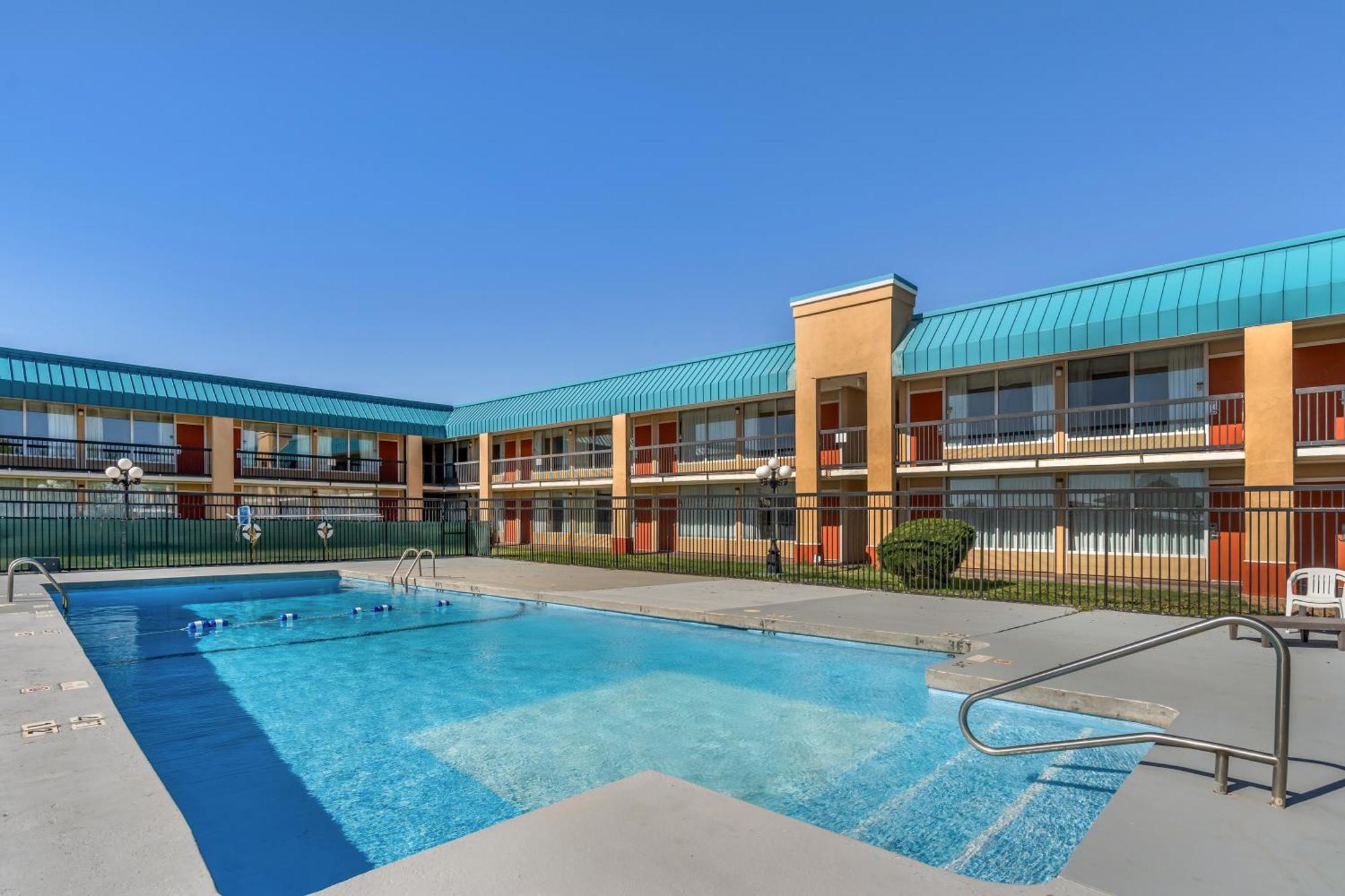 Quality Inn Tucumcari Exterior photo